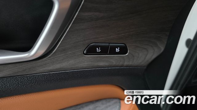 Kia Sportage (V) Gasoline 1.6 Turbo 2WD Signature 2022 — фото 27