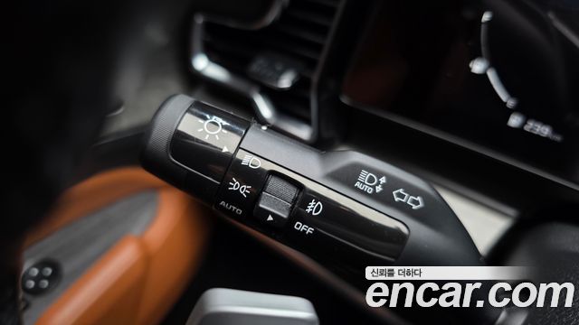 Kia Sportage (V) Gasoline 1.6 Turbo 2WD Signature 2022 — фото 28