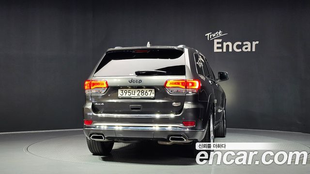 Jeep Grand Cherokee 3.6 Summit WK2 2021 — фото 4