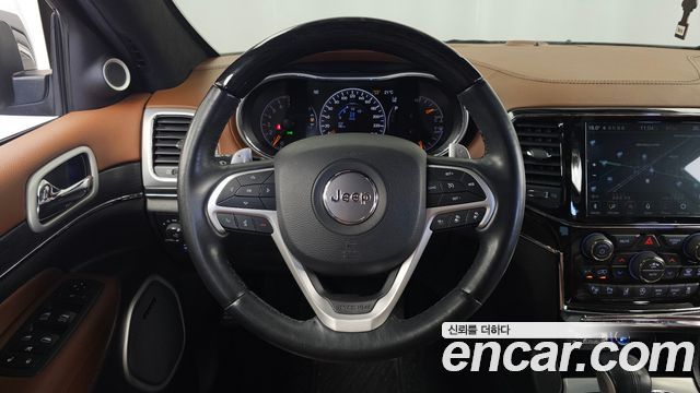 Jeep Grand Cherokee 3.6 Summit WK2 2021 — фото 13