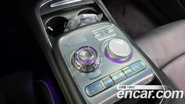Genesis G90 (RS4) Gasoline 3.5 Turbo AWD 2023 — фото 9