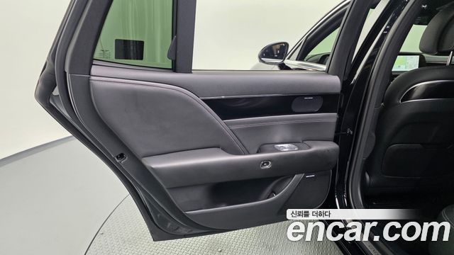 Genesis G90 (RS4) Gasoline 3.5 Turbo AWD 2023 — фото 25