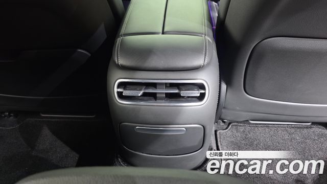 Genesis G90 (RS4) Gasoline 3.5 Turbo AWD 2023 — фото 38