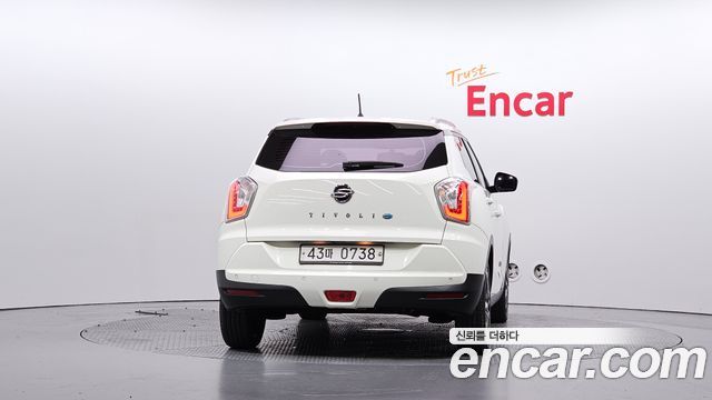 KG Mobility (SsangYong) Tivoli Diesel VX 2WD 2016 — фото 4