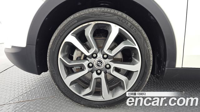 KG Mobility (SsangYong) Tivoli Diesel VX 2WD 2016 — фото 5