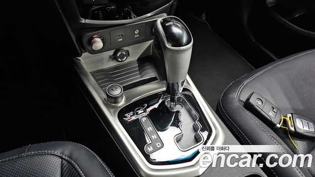 KG Mobility (SsangYong) Tivoli Diesel VX 2WD 2016 — фото 9