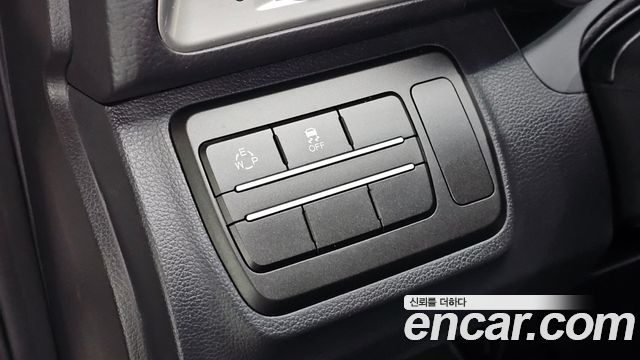 KG Mobility (SsangYong) Tivoli Diesel VX 2WD 2016 — фото 18