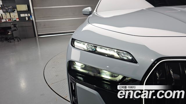 BMW 7 Series (G70) 740i sDrive M Sport 2023 — фото 22