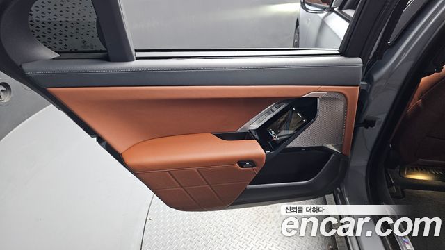BMW 7 Series (G70) 740i sDrive M Sport 2023 — фото 25