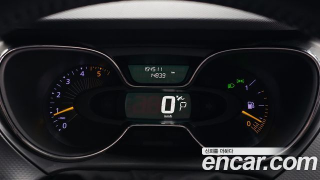 Renault Korea QM3 RE 2015 — фото 8