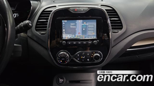 Renault Korea QM3 RE 2015 — фото 17