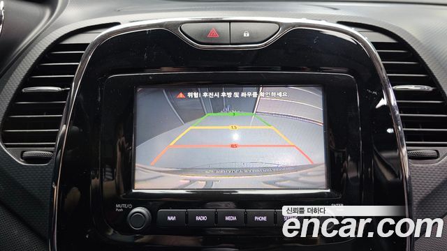 Renault Korea QM3 RE 2015 — фото 18
