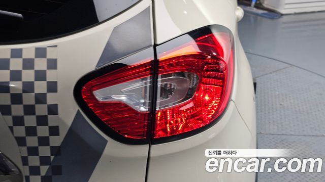 Renault Korea QM3 RE 2015 — фото 29