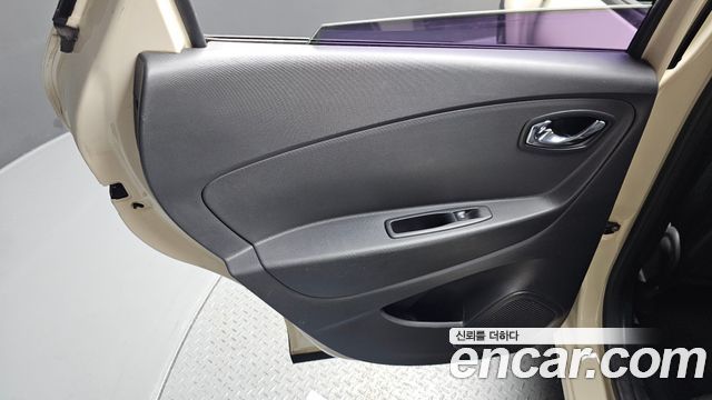 Renault Korea QM3 RE 2015 — фото 31
