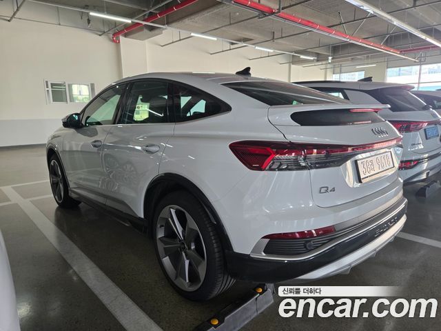 Audi Q4 e-tron (F4) 45 Premium Sportback 2026 — фото 4