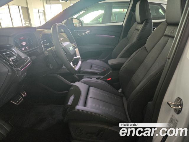 Audi Q4 e-tron (F4) 45 Premium Sportback 2026 — фото 9