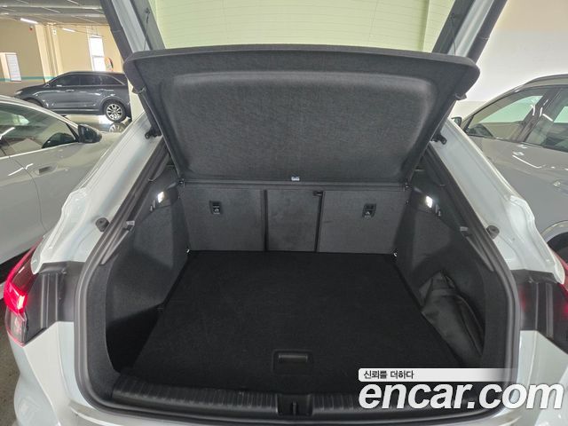 Audi Q4 e-tron (F4) 45 Premium Sportback 2026 — фото 17