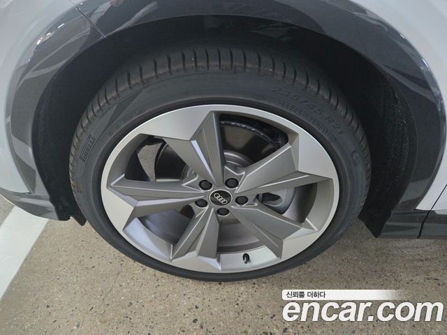 Audi Q4 e-tron (F4) 45 Premium Sportback 2026 — фото 19