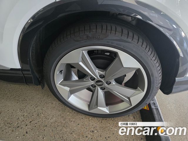 Audi Q4 e-tron (F4) 45 Premium Sportback 2026 — фото 20