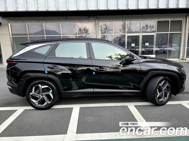 Hyundai Tucson (NX4) Gasoline 1.6 Turbo 2WD Inspiration 2022 — фото 8