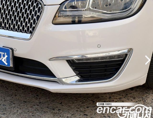 Lincoln MKZ Hybrid 2nd 2019 — фото 20