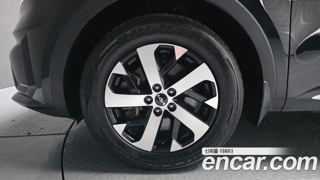 Kia Sorento (IV) Gasoline 2.5T 2WD Noblesse 2023 — фото 5