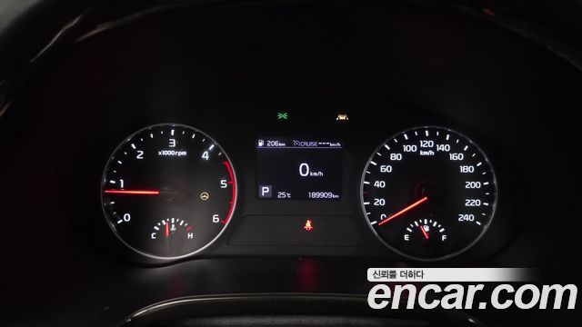 Kia Seltos Diesel 1.6 2WD Trendy 2022 — фото 8
