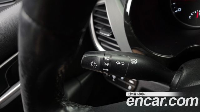 Kia Seltos Diesel 1.6 2WD Trendy 2022 — фото 18