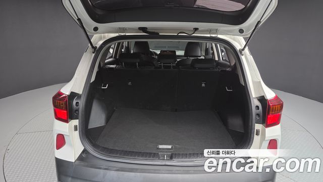 Kia Seltos Diesel 1.6 2WD Trendy 2022 — фото 20
