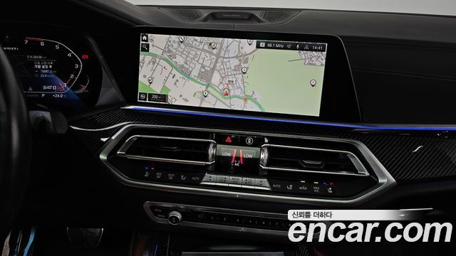 BMW X6 (G06) M50i 2021 — фото 16