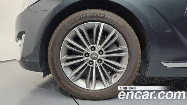Genesis EQ900 3.8 GDI AWD Luxury 2018 — фото 5