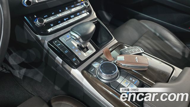 Genesis EQ900 3.8 GDI AWD Luxury 2018 — фото 9