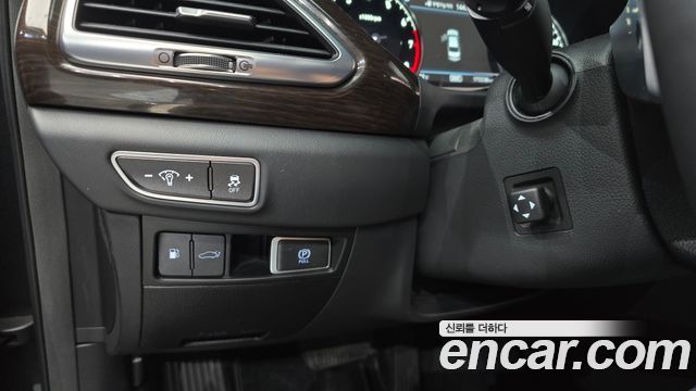 Genesis EQ900 3.8 GDI AWD Luxury 2018 — фото 16