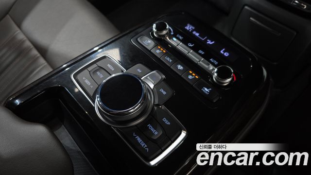 Genesis EQ900 3.8 GDI AWD Luxury 2018 — фото 19