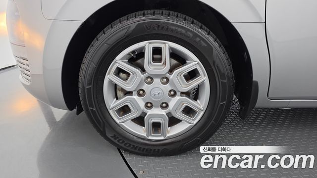 Hyundai Staria Cargo 3-Seater Modern 2022 — фото 5