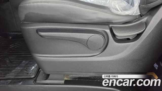 Hyundai Staria Cargo 3-Seater Modern 2022 — фото 38