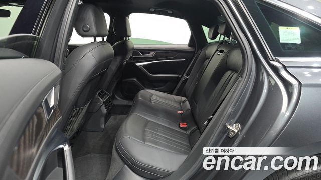 Audi A6 (C8) 40 TDI Quattro Premium 2023 — фото 12