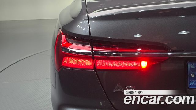 Audi A6 (C8) 40 TDI Quattro Premium 2023 — фото 23