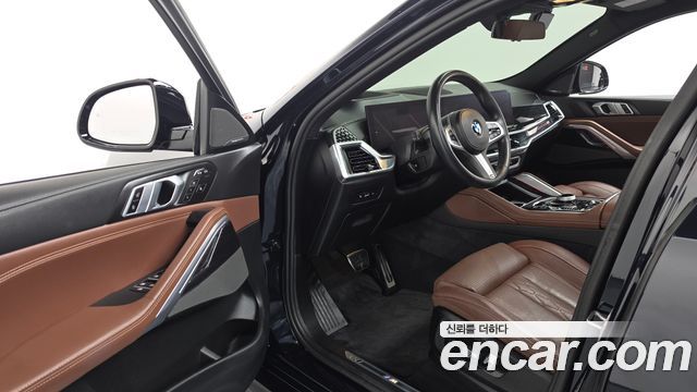BMW X6 (G06) xDrive40i M Sport 2024 — фото 10