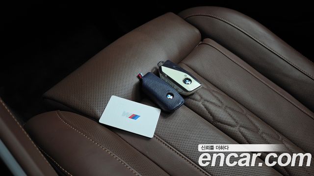 BMW X6 (G06) xDrive40i M Sport 2024 — фото 16