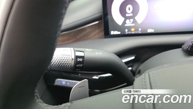 Genesis G80 (RG3) Gasoline 3.5 Turbo AWD 2025 — фото 30