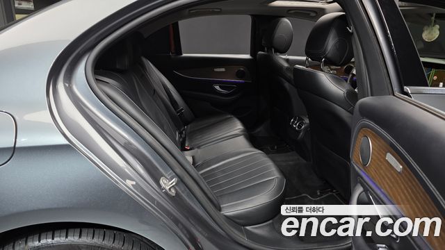 Mercedes-Benz E-Class (W213) E220d Exclusive 2018 — фото 12