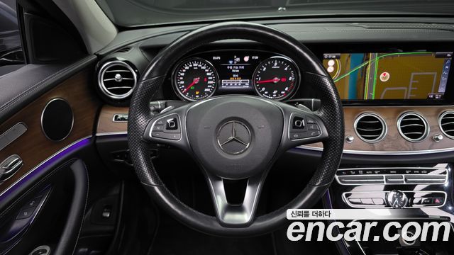 Mercedes-Benz E-Class (W213) E220d Exclusive 2018 — фото 13