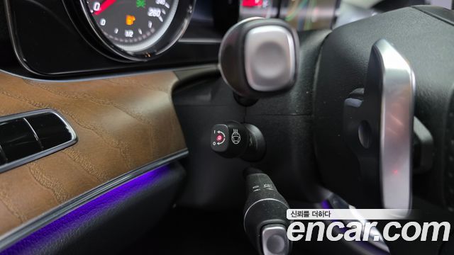 Mercedes-Benz E-Class (W213) E220d Exclusive 2018 — фото 27