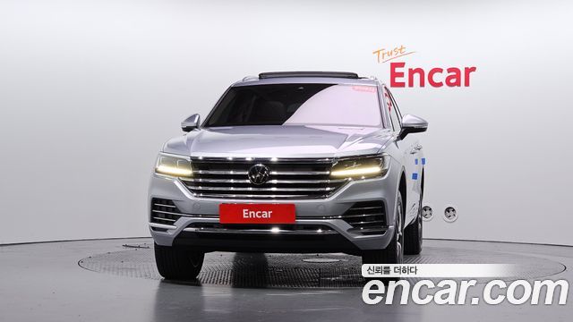 Volkswagen Touareg (III) 3.0 TDI Prestige 2021 — фото 3