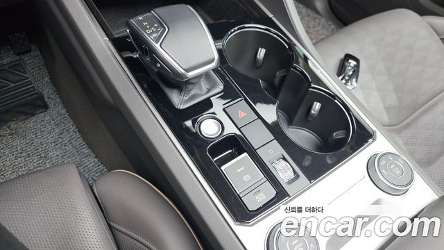 Volkswagen Touareg (III) 3.0 TDI Prestige 2021 — фото 9