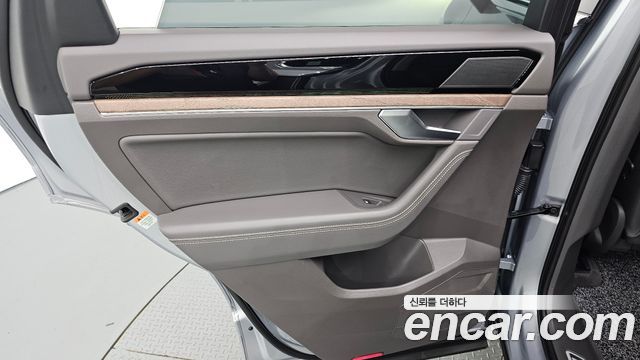 Volkswagen Touareg (III) 3.0 TDI Prestige 2021 — фото 25