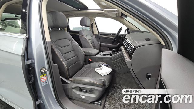 Volkswagen Touareg (III) 3.0 TDI Prestige 2021 — фото 26