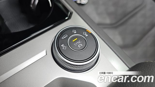 Volkswagen Touareg (III) 3.0 TDI Prestige 2021 — фото 32