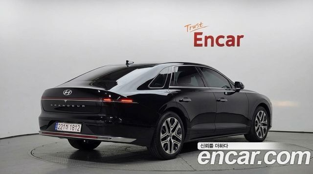 Hyundai Grandeur (GN7) 2,5 Gasoline 2WD Premium 2023 — фото 2
